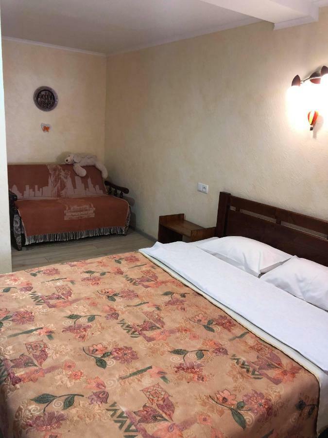 Апартаменты SunRise Каменец-Подольский Экстерьер фото